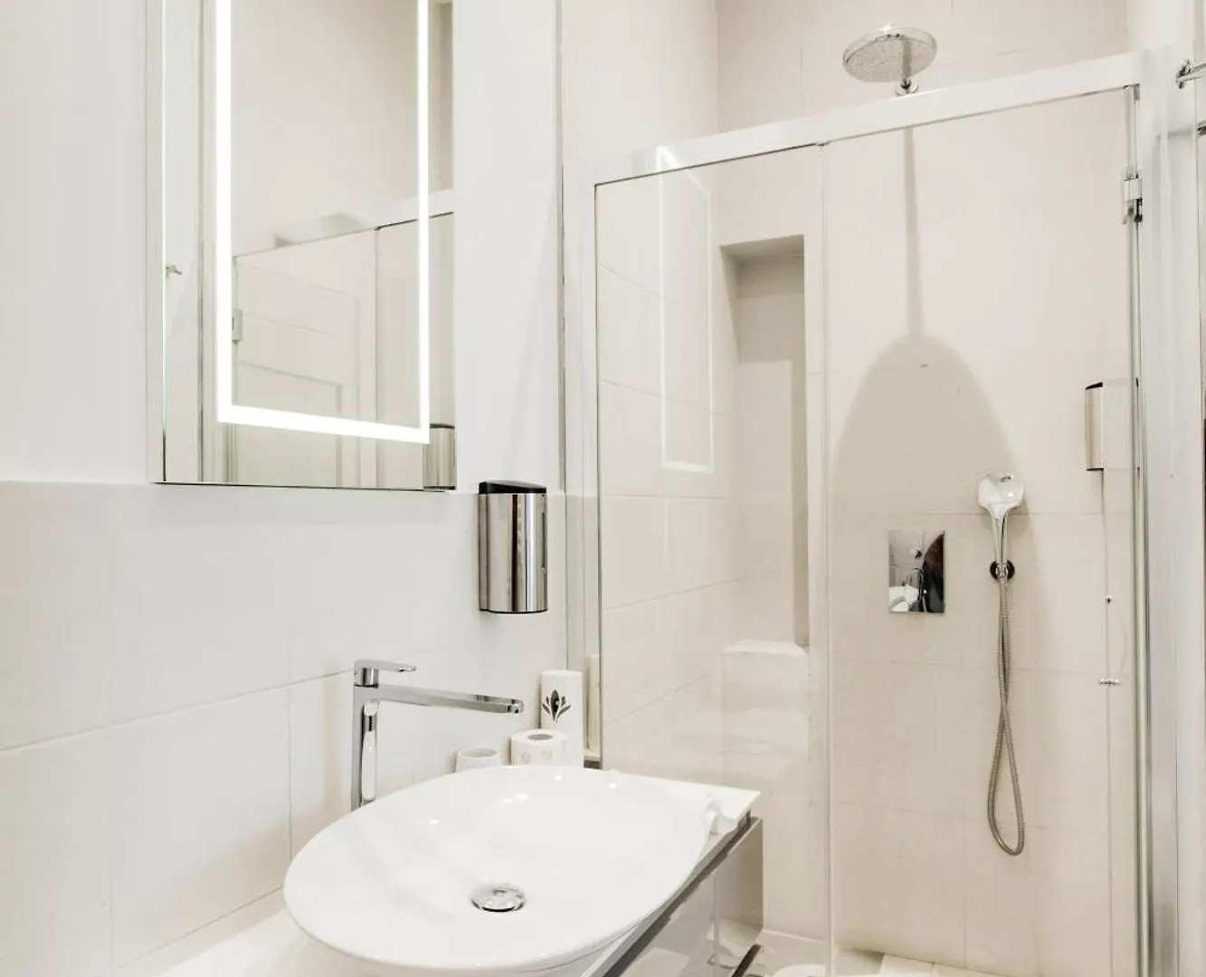 Stylish 1Br, 2Bath Apartment Castel Sant'Angelo 6A Roma